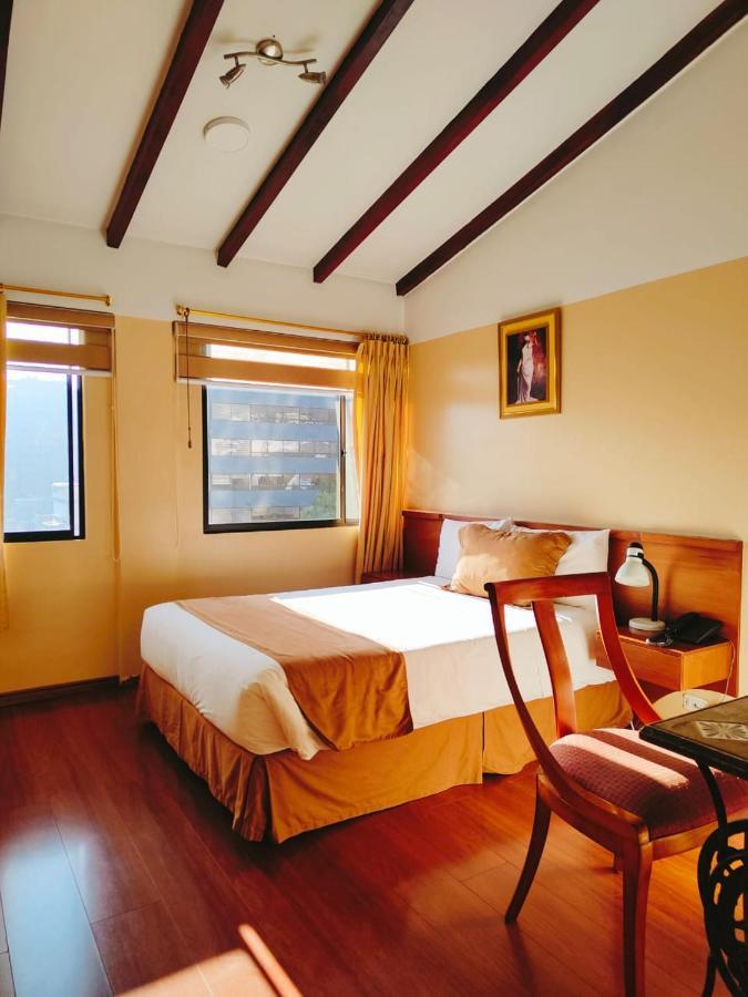 Carolina Montecarlo 3* Quito