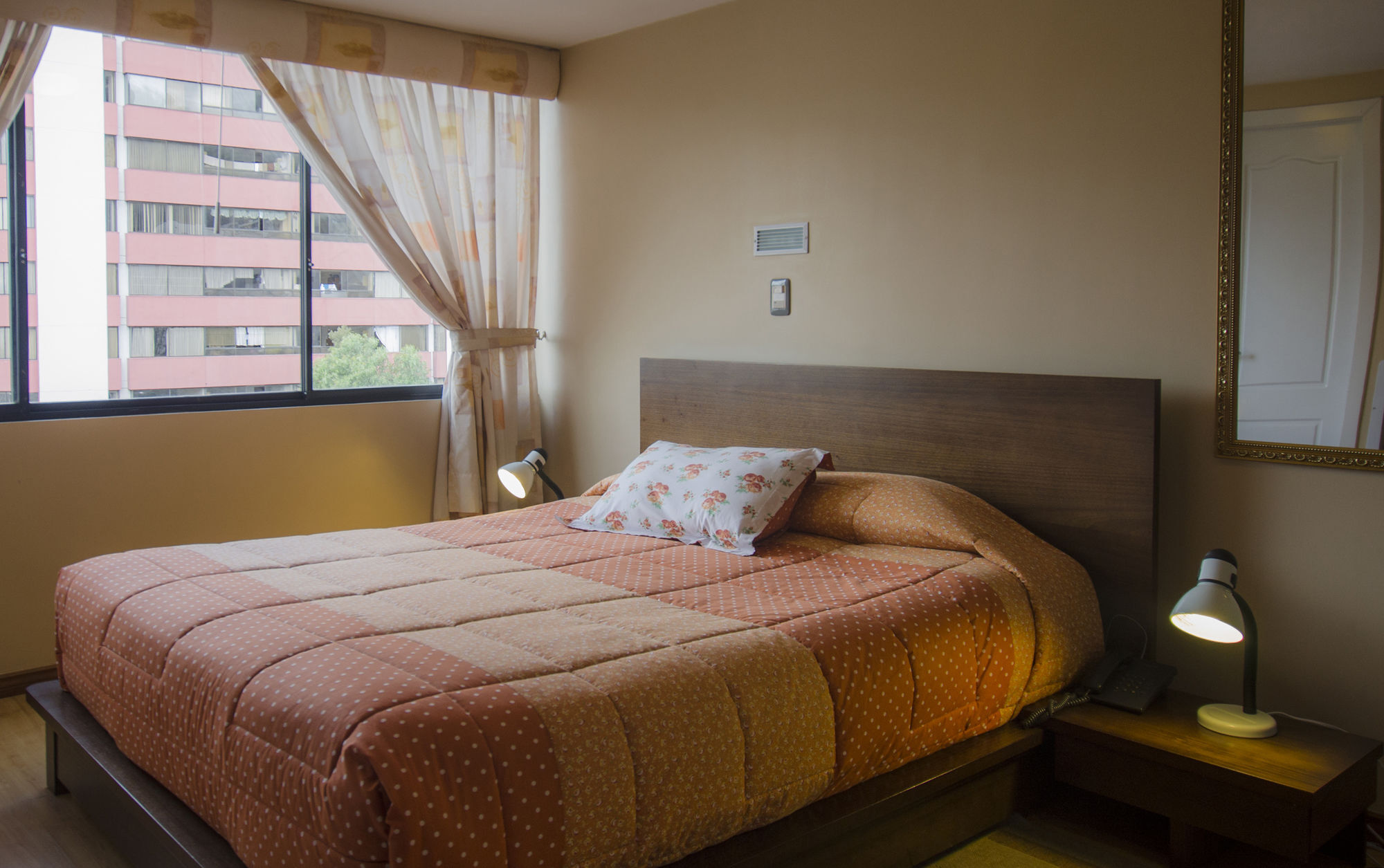 Hotel Carolina Montecarlo 3*